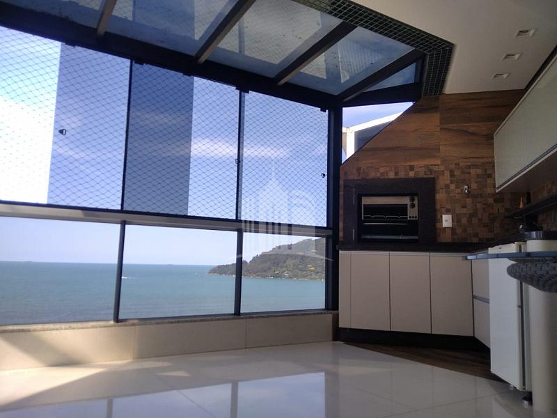 FRENTE MAR AMPLO COM VISTA PANORMICA