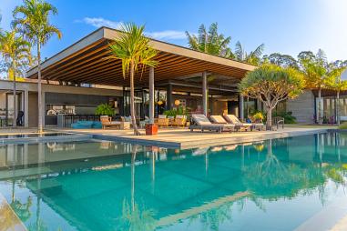Casa 5 Suítes com Título Praia da Grama | Itupeva - - Pronto para morar